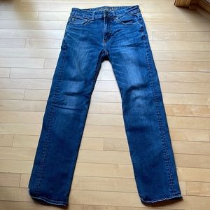 Men’s American Eagle Original Straight Jeans- 29x32